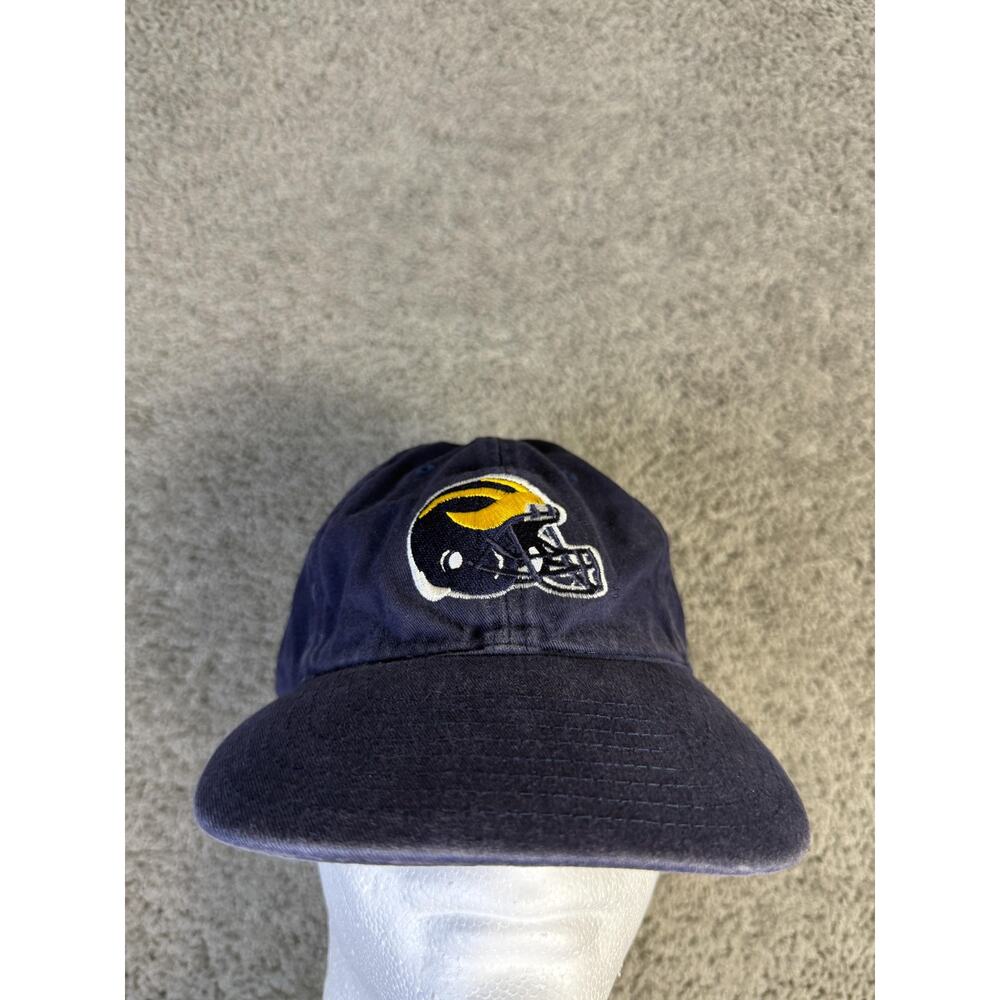 Michigan Wolverines Hat Cap Fitted Mens XL Blue Football Embroidered Taiwan